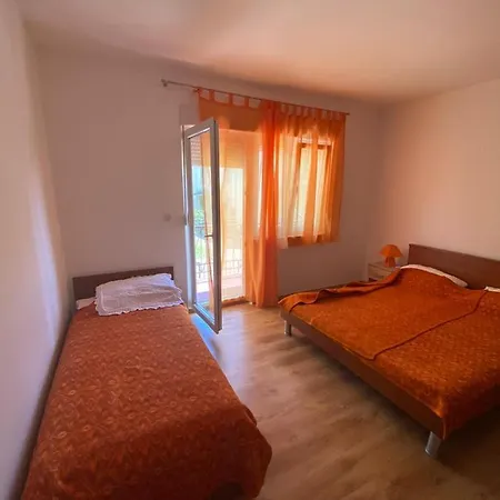 Apartment Zrinusic Kastela