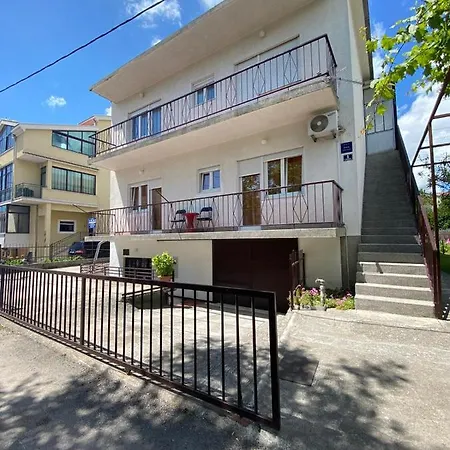 Apartment Zrinusic