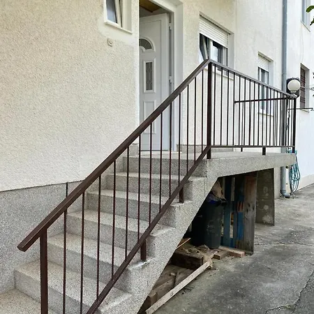 Zrinusic Kaštela